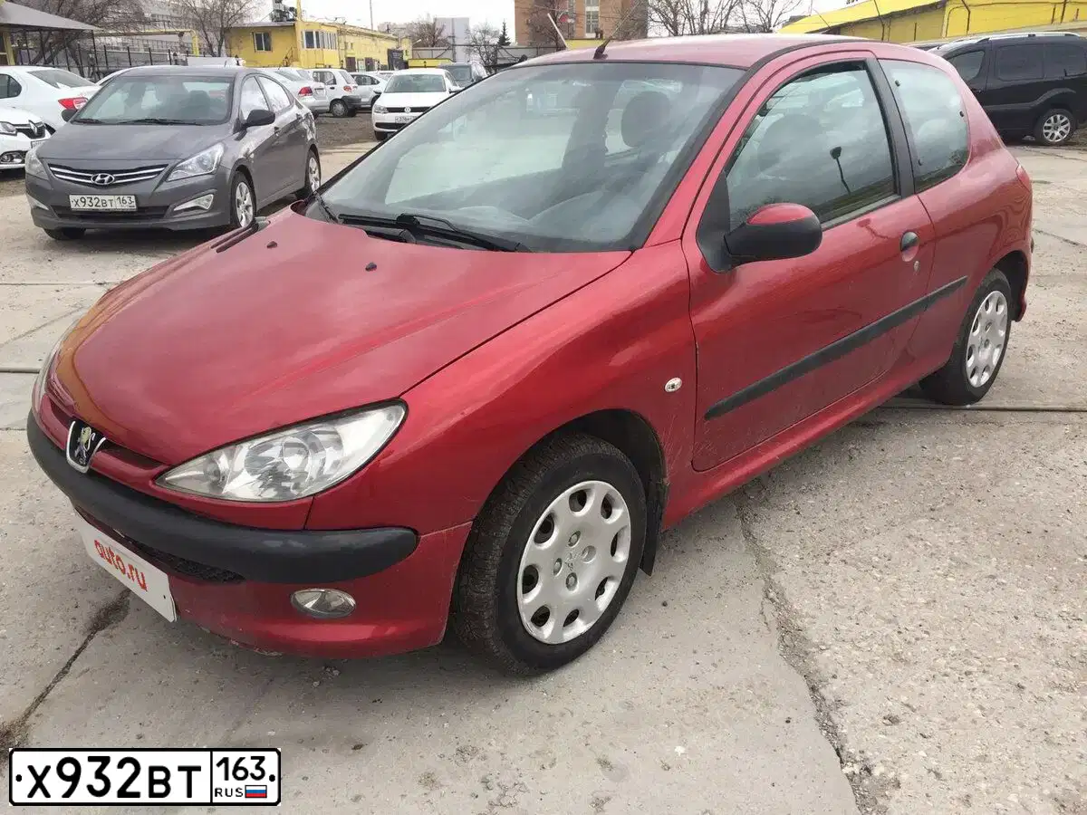 Фото автомобиля HYUNDAI SOLARIS, 2015 — госномер Т102НК05. Цвет: ТЕМНО-СЕРЫЙ