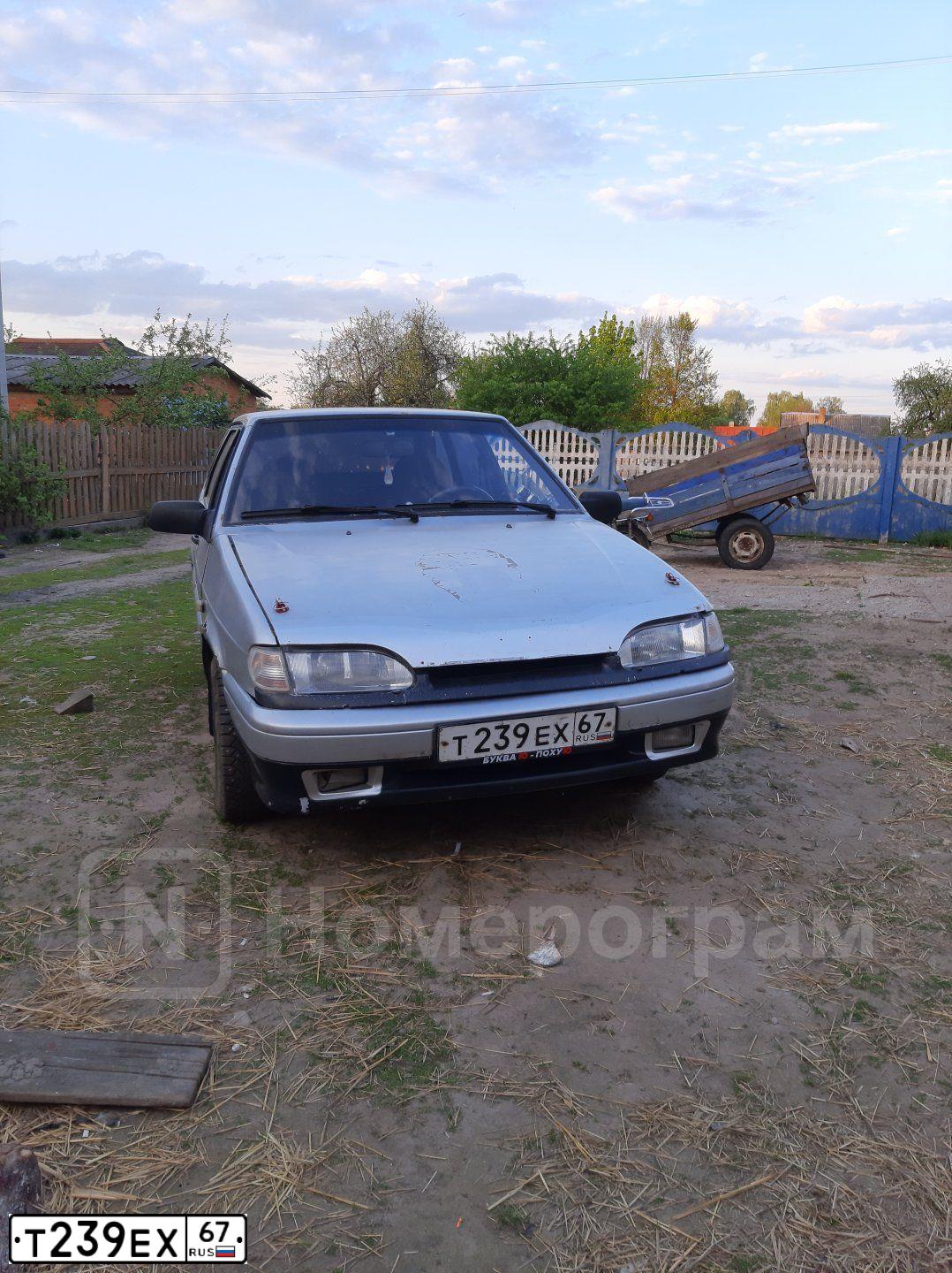 Фото автомобиля LADA 2114 SAMARA, 2005 — госномер Т239ЕХ67. Цвет: Серебристый