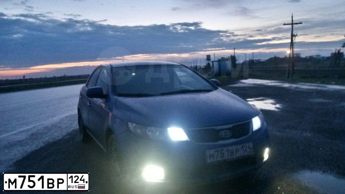 Фото автомобиля KIA CERATO, 2010 — госномер А018НУ142. Цвет: ГОЛУБОЙ