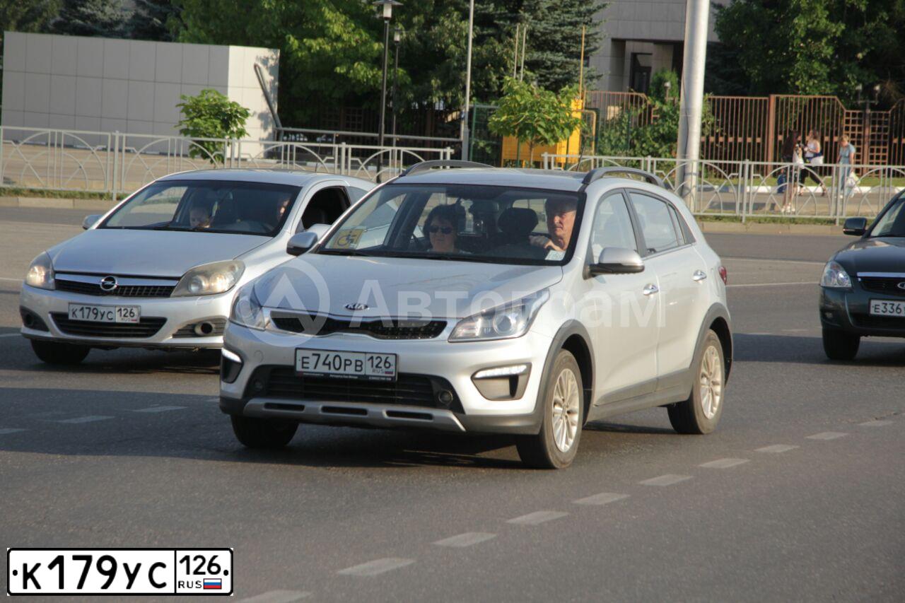Фото автомобиля OPEL ASTRA, 2008 — госномер М776РХ126. Цвет: Серебристый