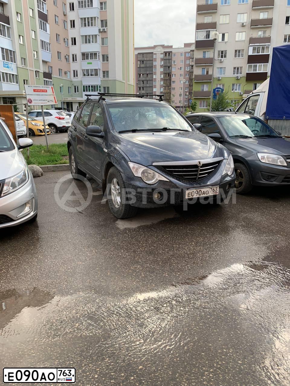 Фото автомобиля SSANGYONG ACTYON, 2007 — госномер Е090АО763. Цвет: СИНЕ-СЕРЫЙ