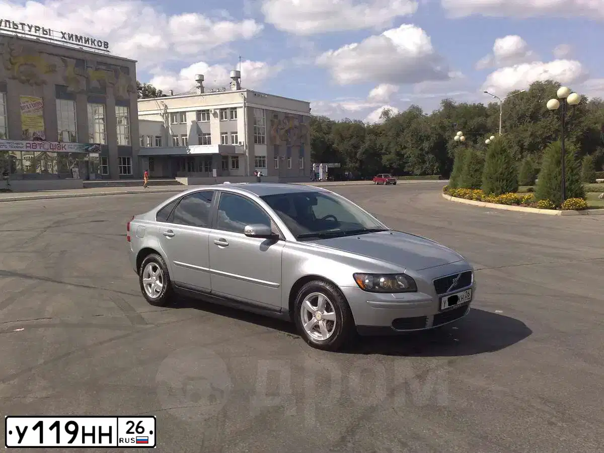 Фото автомобиля LADA 1119 KALINA, 2010 — госномер Т939АТ26. Цвет: Белый