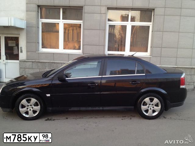Фото автомобиля OPEL VECTRA, 2003 — госномер А445КА82. Цвет: ЧЕРНЫЙ