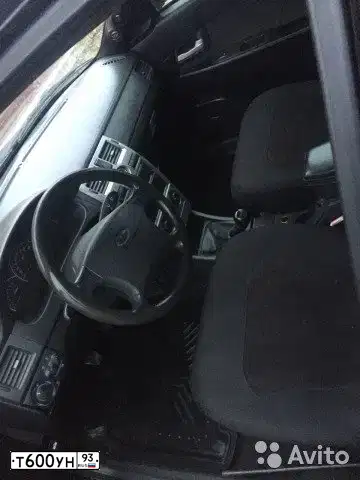 Фото автомобиля NISSAN PRIMERA, 2006 — госномер Е620ТТ93. Цвет: БЕЖЕВЫЙ