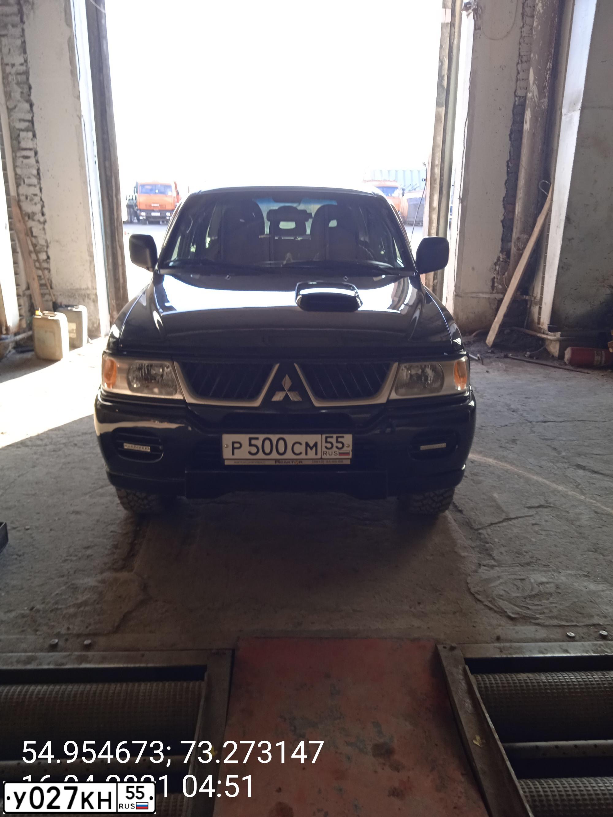 Фото автомобиля HYUNDAI IX35, 2012 — госномер Т575ТХ197. Цвет: СИНИЙ