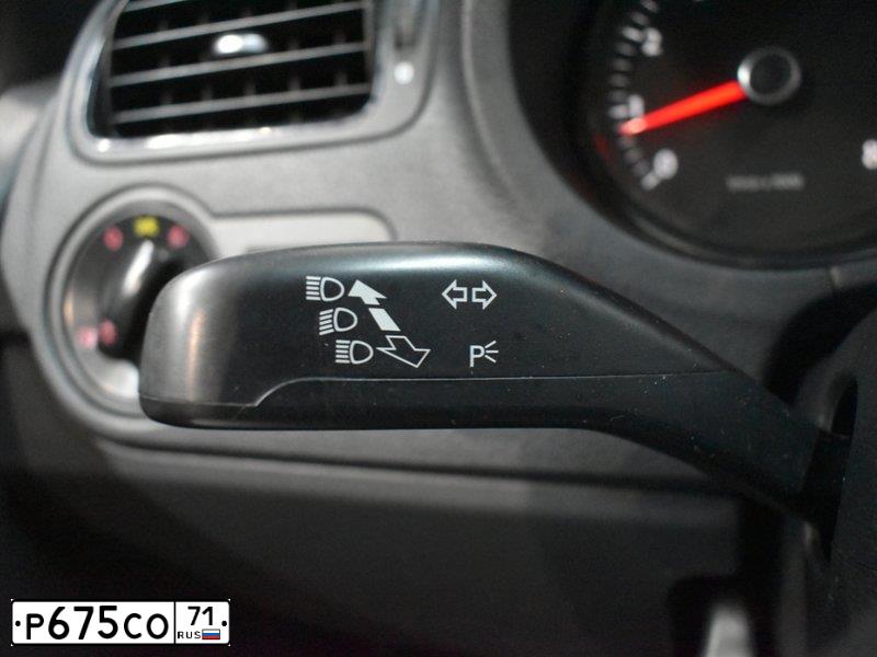Фото автомобиля VOLKSWAGEN POLO, 2011 — госномер Р675СО71. Цвет: ЧЕРНЫЙ