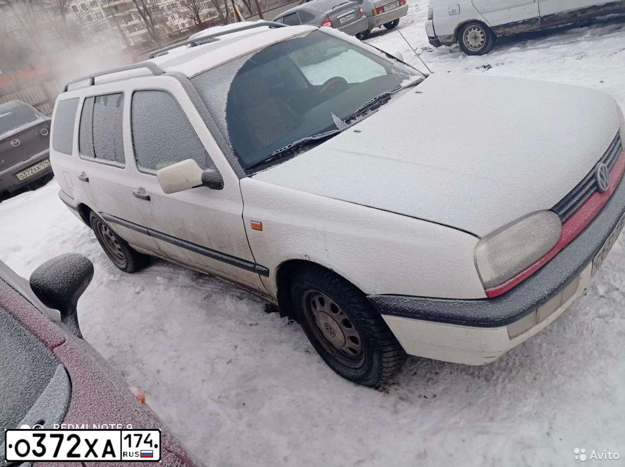 Фото автомобиля MAZDA 3, 2006 — госномер У493МТ47. Цвет: Серый