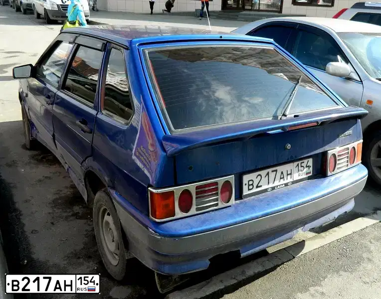 Фото автомобиля LADA 2114, 2007 — госномер Х442ЕР164. Цвет: синий