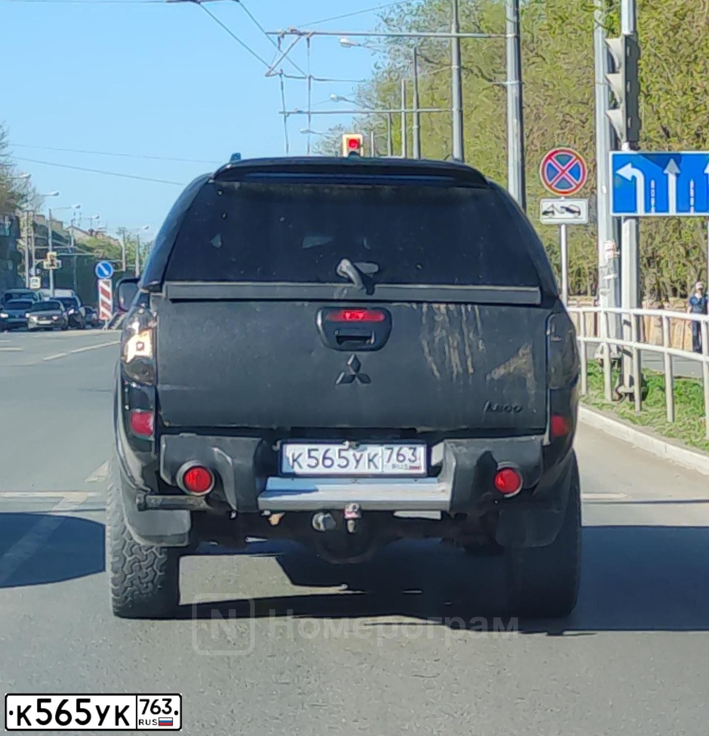 Фото автомобиля MITSUBISHI L 200, 2007 — госномер К565УК763. Цвет: ЧЕРНЫЙ