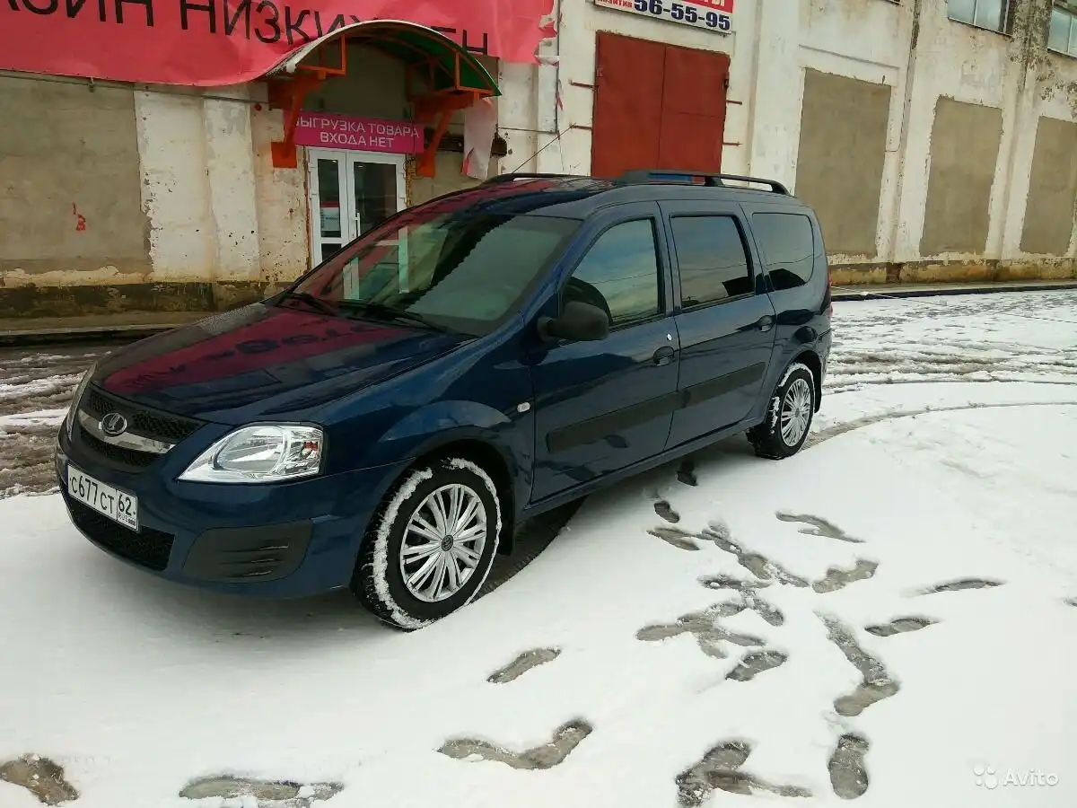 Фото автомобиля LADA LARGUS, 2013 — госномер М079ВМ550. Цвет: синий