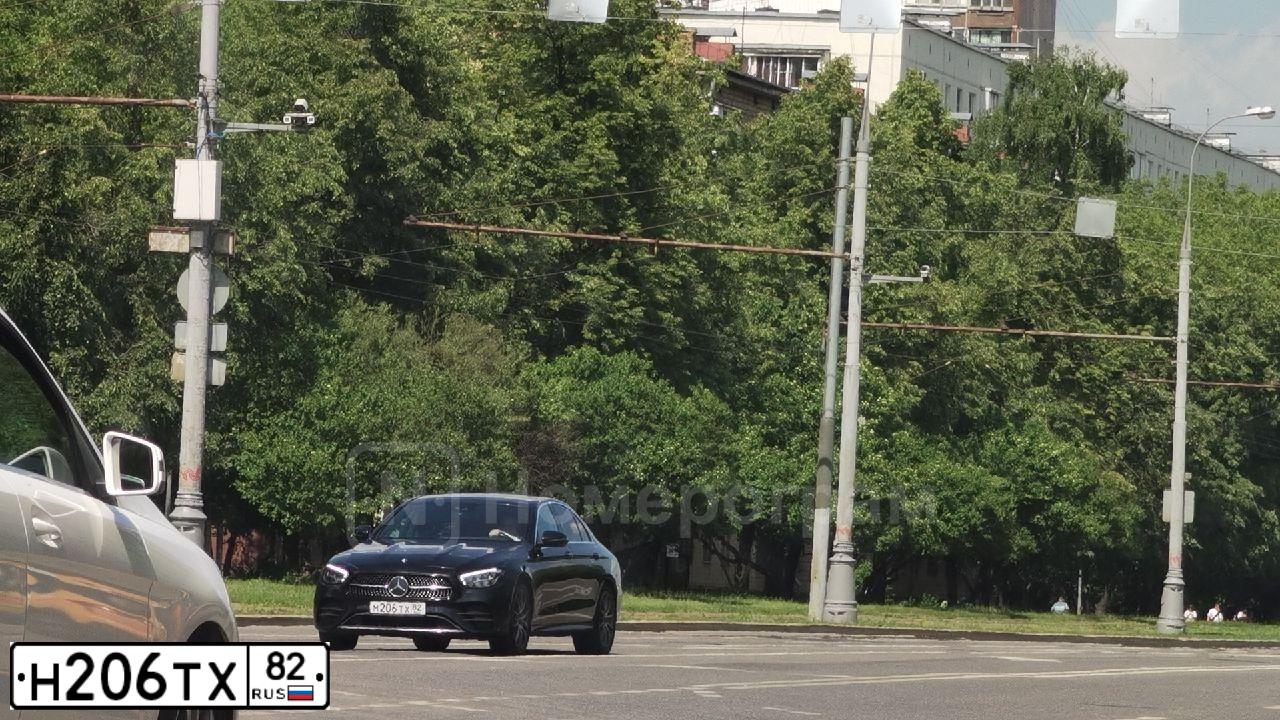 Фото автомобиля MITSUBISHI LANCER, 2006 — госномер Н206ТХ82. Цвет: ЧЕРНЫЙ