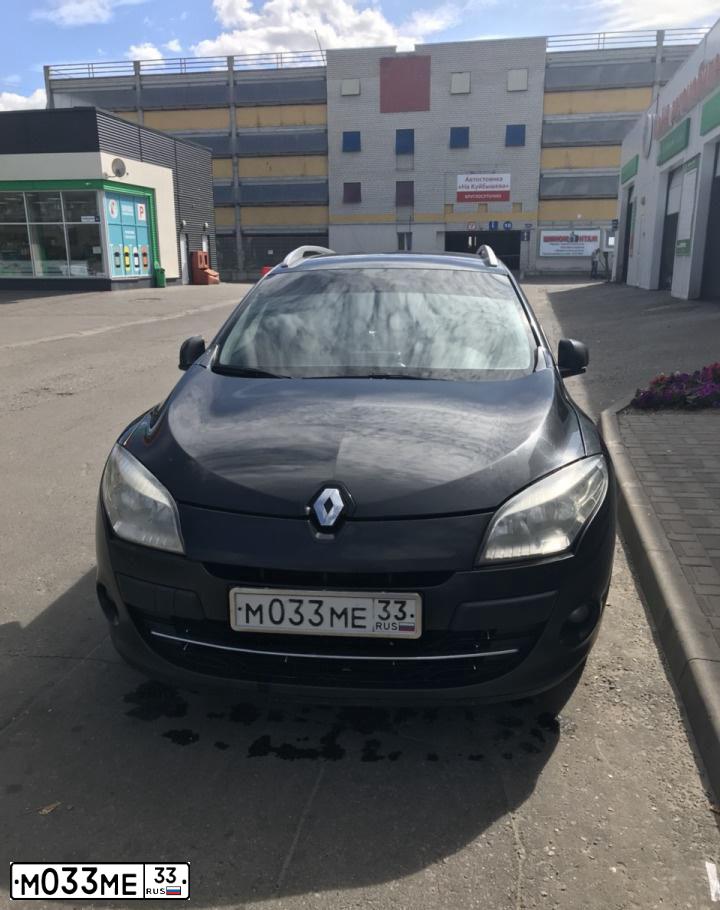 Фото автомобиля VOLKSWAGEN PASSAT, 2008 — госномер У374НВ33. Цвет: ЧЕРНЫЙ