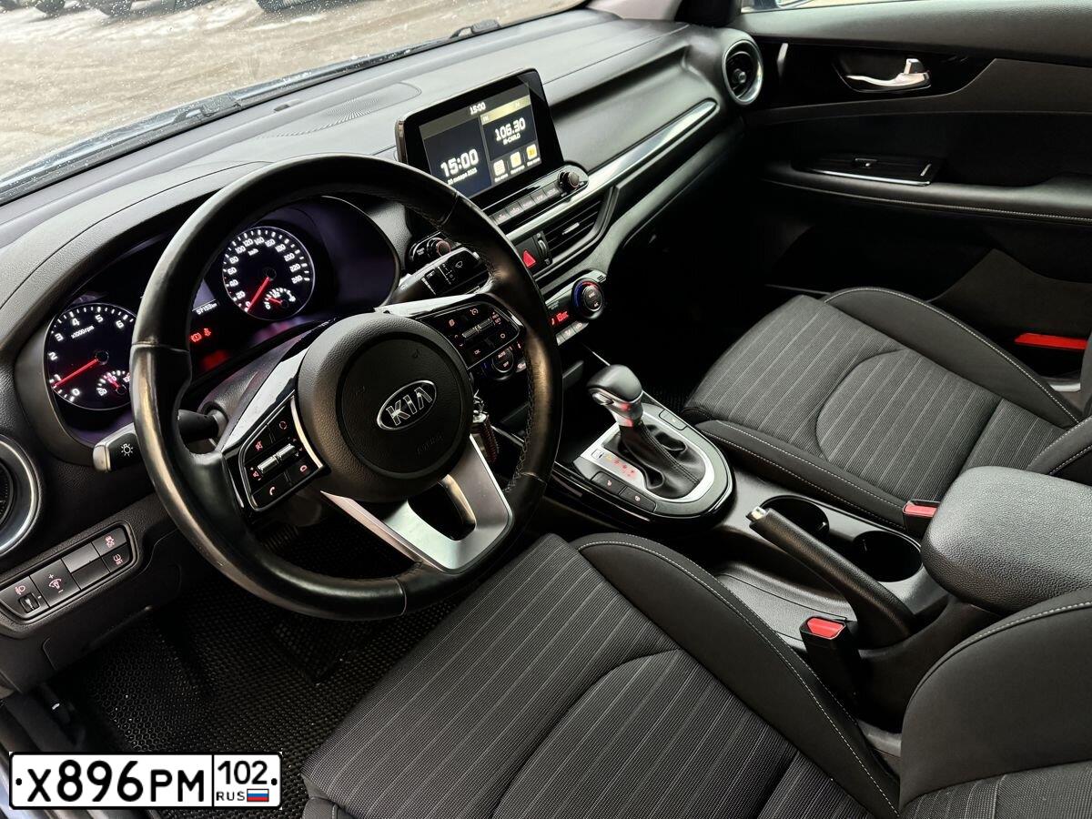 Фото автомобиля КИА ВD(CERATO,FORTE), 2019 — госномер Р094СУ716. Цвет: СИНИЙ