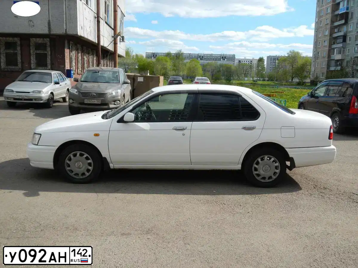 Фото автомобиля DAEWOO ДЭУ NEXIA GL, 2011 — госномер У092АН142. Цвет: Глазурно-синий