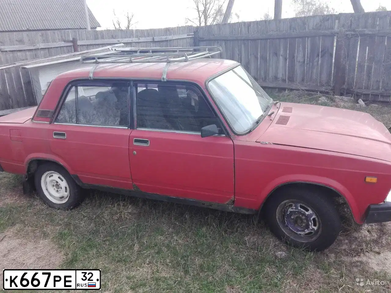 Фото автомобиля LADA 2107, 1994 — госномер М215ЕО50. Цвет: КРАСНЫЙ