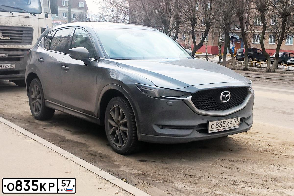 Фото автомобиля MAZDA CX-5, 2017 — госномер Е582РВ799. Цвет: ТЕМНО-СЕРЫЙ