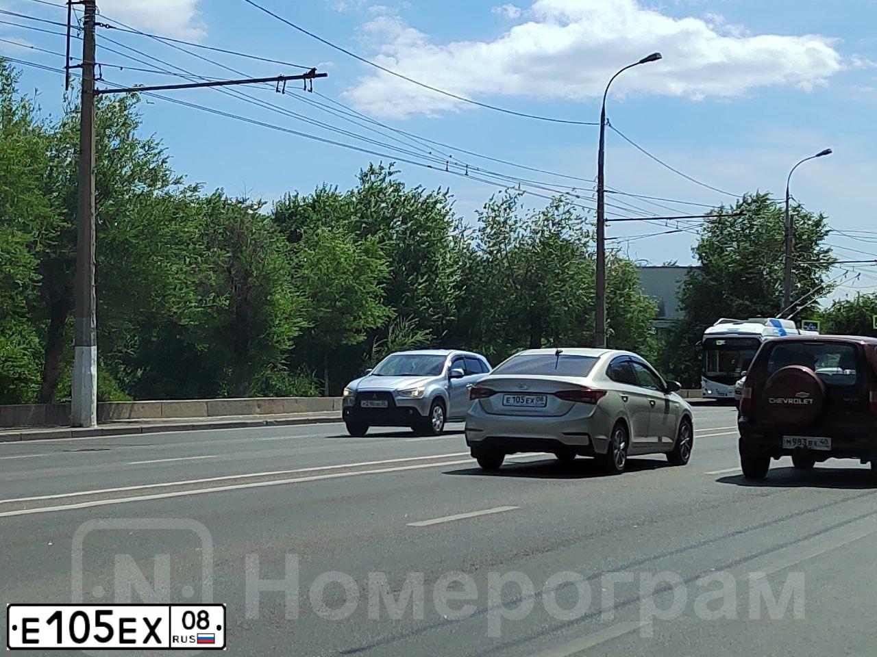 Фото автомобиля HYUNDAI SOLARIS, 2019 — госномер К056ТА134. Цвет: СЕРЫЙ