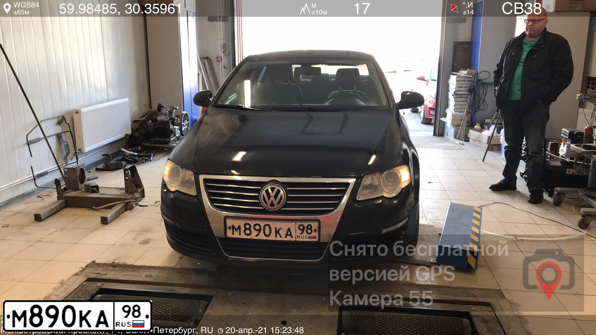 Фото автомобиля VOLKSWAGEN PASSAT, 2006 — госномер А289ТВ147. Цвет: ЧЕРНЫЙ