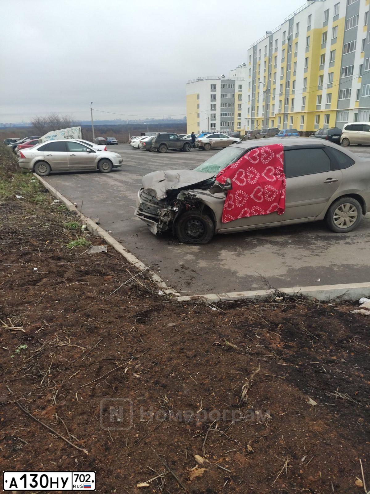 Фото автомобиля LADA 2190 GRANTA, 2020 — госномер А130НУ702. Цвет: Коричневый