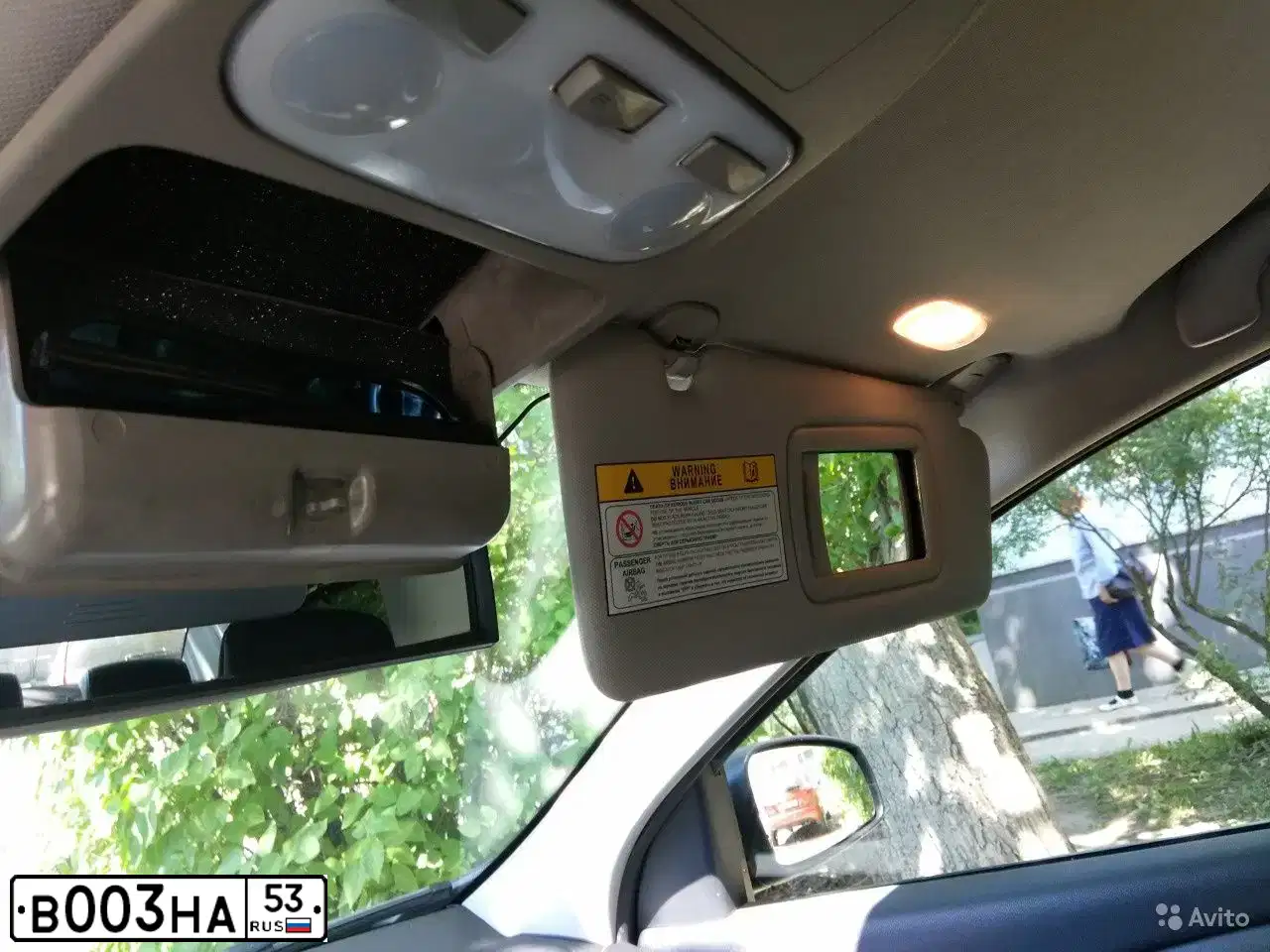 Фото автомобиля RENAULT LOGAN, 2007 — госномер В003НА53. Цвет: СЕРЫЙ