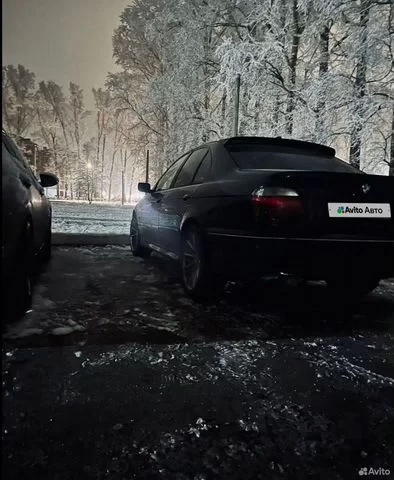 Фото автомобиля BMW SERIE 5, 1996 — госномер Х475ВК154. Цвет: ЧЕРНЫЙ МЕТАЛЛИК