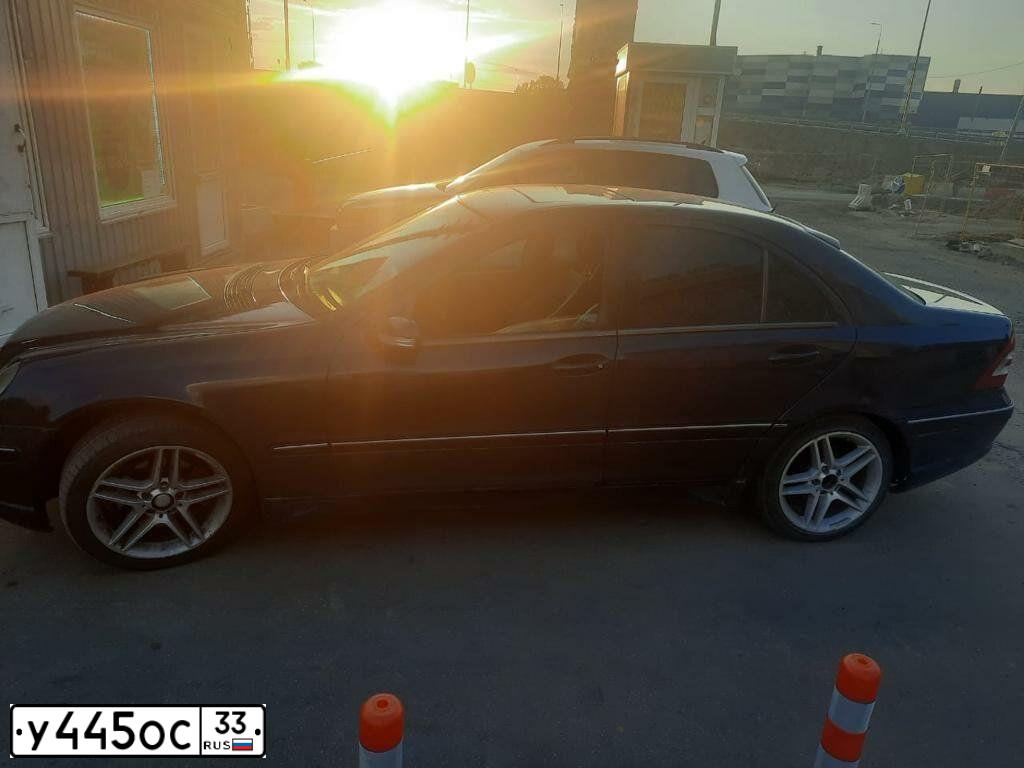 Фото автомобиля MERSEDES-BENZ MERCEDES-BENZ C-320, 2000 — госномер М500ВА181. Цвет: синий