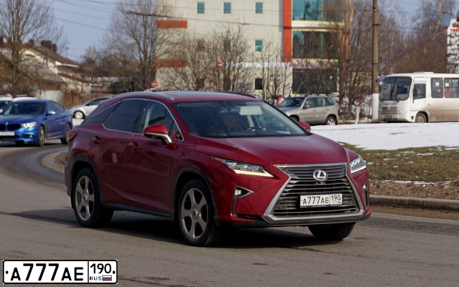 Фото автомобиля LEXUS RX, 2016 — госномер Х026ЕВ797. Цвет: Красный