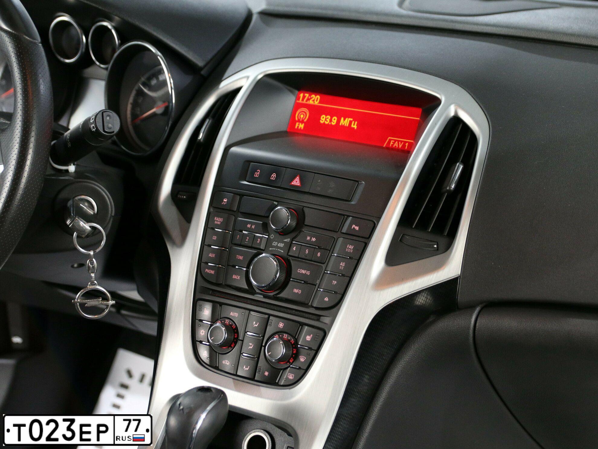 Фото автомобиля OPEL ASTRA, 2012 — госномер А244АУ977. Цвет: СЕРЕБРИСТЫЙ