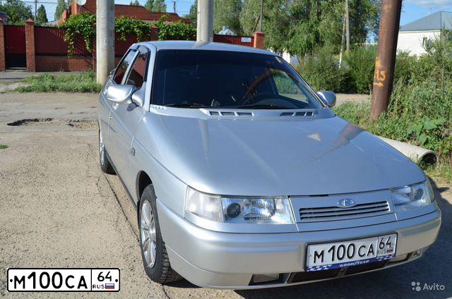 Фото автомобиля LADA 2110, 2007 — госномер М100СА64. Цвет: СВЕТЛО СЕРЕБРИСТЫЙ МЕТАЛЛ