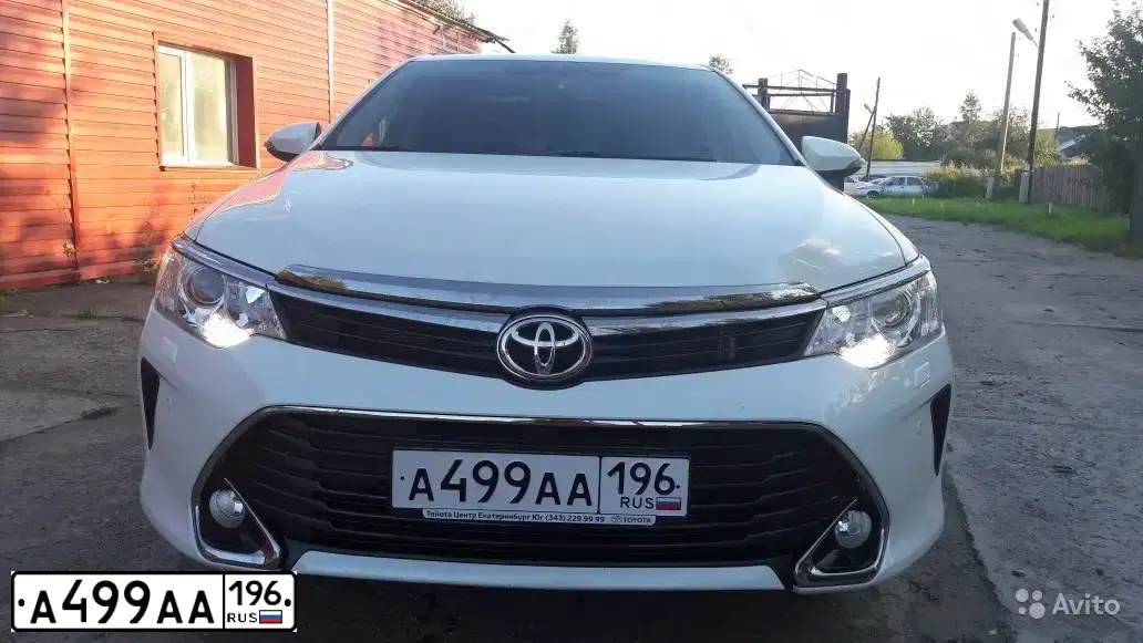 Фото автомобиля TOYOTA RAV4, 2018 — госномер А787АА196. Цвет: БЕЛЫЙ ПЕРЛАМУТР