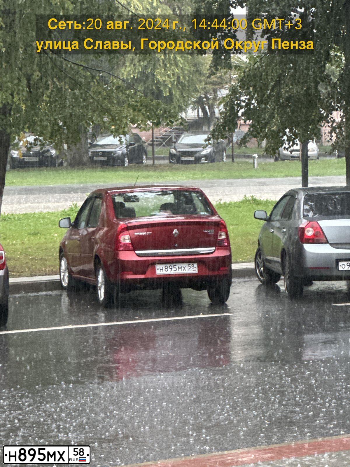 Фото автомобиля RENAULT LOGAN, 2010 — госномер Н895МХ58. Цвет: КРАСНЫЙ