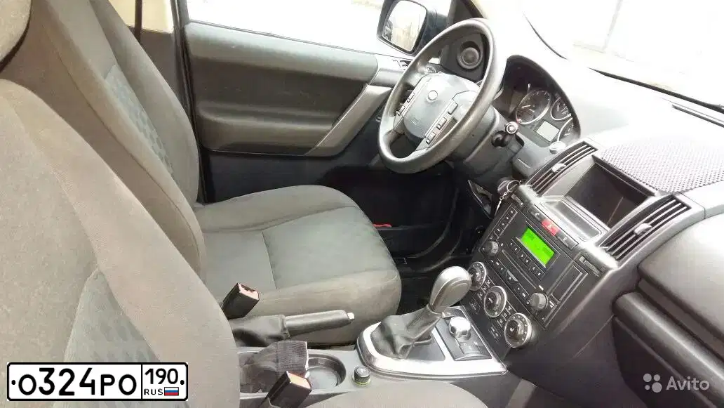 Фото автомобиля LANDROVER FREELANDER, 2008 — госномер Т954ММ152. Цвет: Темно-зеленый
