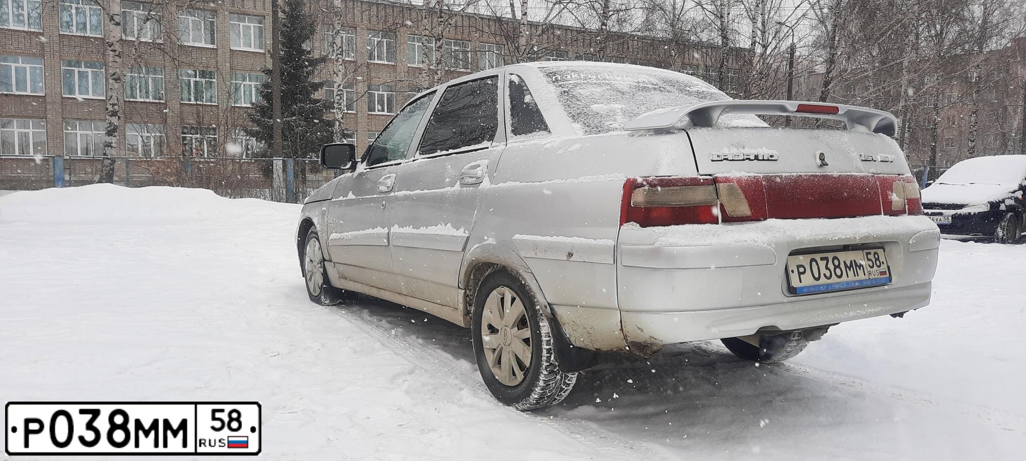 Фото автомобиля LADA 2110, 2006 — госномер Р038ММ58. Цвет: СВЕТЛО-СЕРЕБРИСТЫЙ МЕТАЛЛ