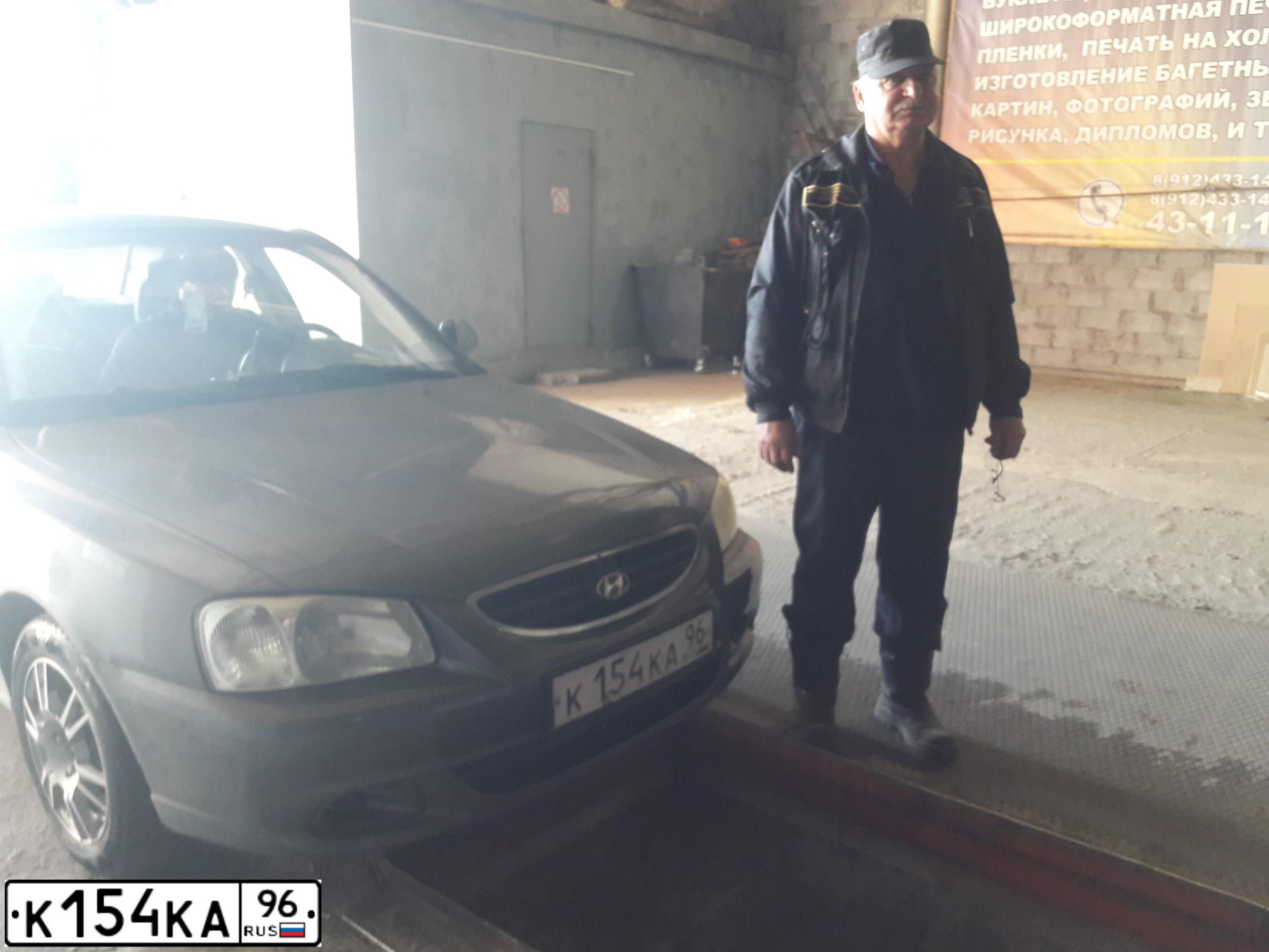 Фото автомобиля TAGAZ ACCENT, 2006 — госномер К154КА96. Цвет: СЕРЫЙ