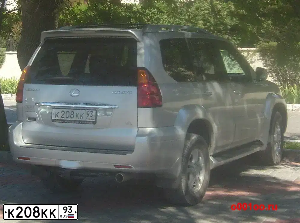 Фото автомобиля TOYOTA CAMRY, 2010 — госномер Х968КР123. Цвет: ЧЕРНЫЙ