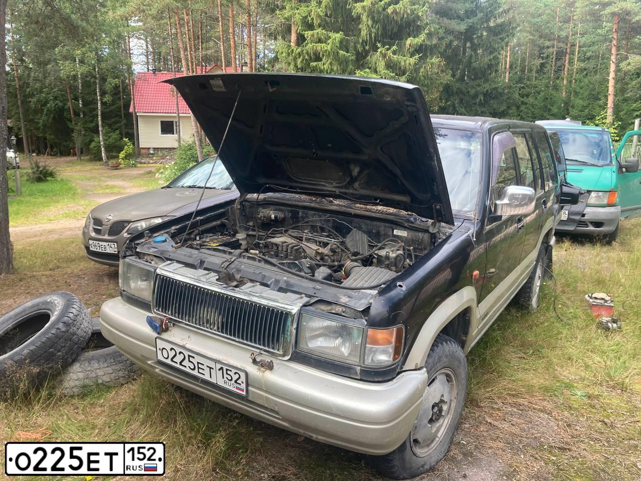 Фото автомобиля ISUZU TROOPER, 1992 — госномер А728ТА147