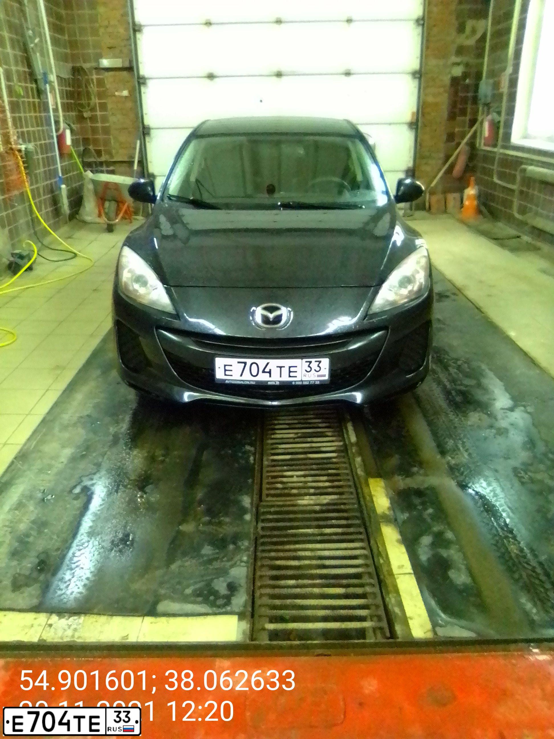 Фото автомобиля MAZDA 3, 2011 — госномер А951КУ790. Цвет: ЧЕРНЫЙ