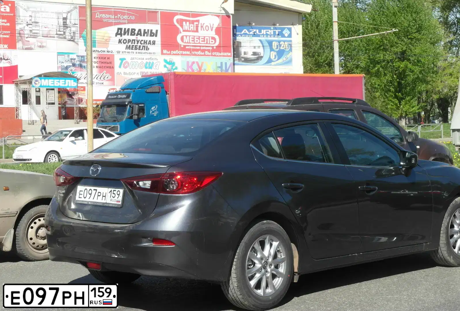 Фото автомобиля MAZDA 3, 2014 — госномер Е097РН159