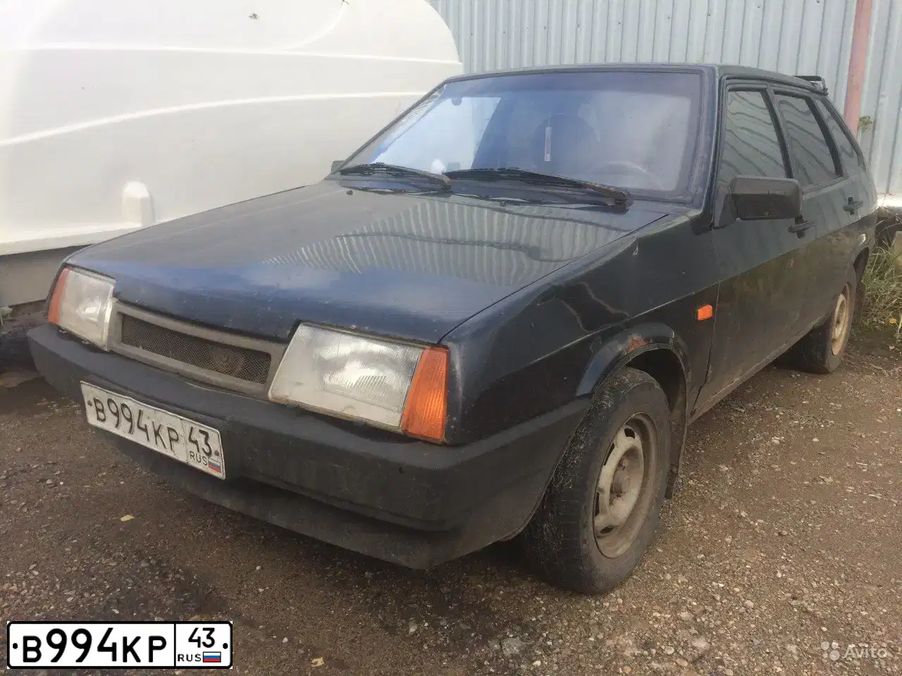 Фото автомобиля LADA 2109 SAMARA, 2003 — госномер Х080РМ43. Цвет: ГРАФИТОВЫЙ МЕТАЛЛИК