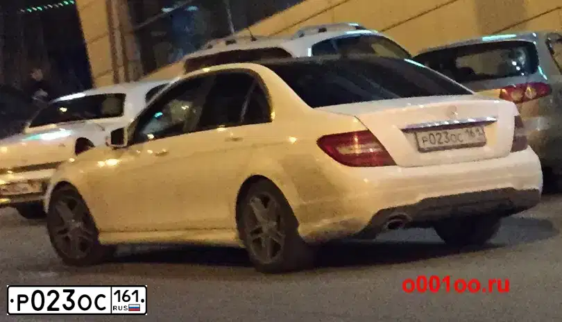 Фото автомобиля MERCEDES C-KLASSE, 2012 — госномер Р023ОС161. Цвет: Белый