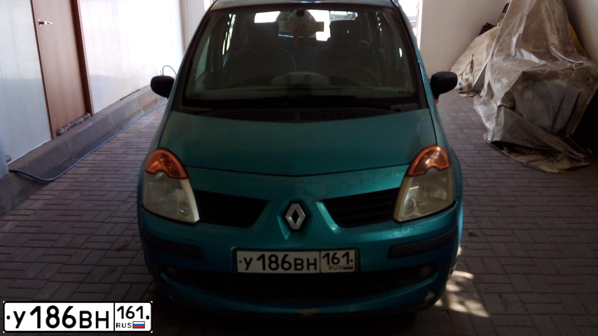 Фото автомобиля RENAULT MODUS, 2004 — госномер У186ВН161. Цвет: ГОЛУБОЙ