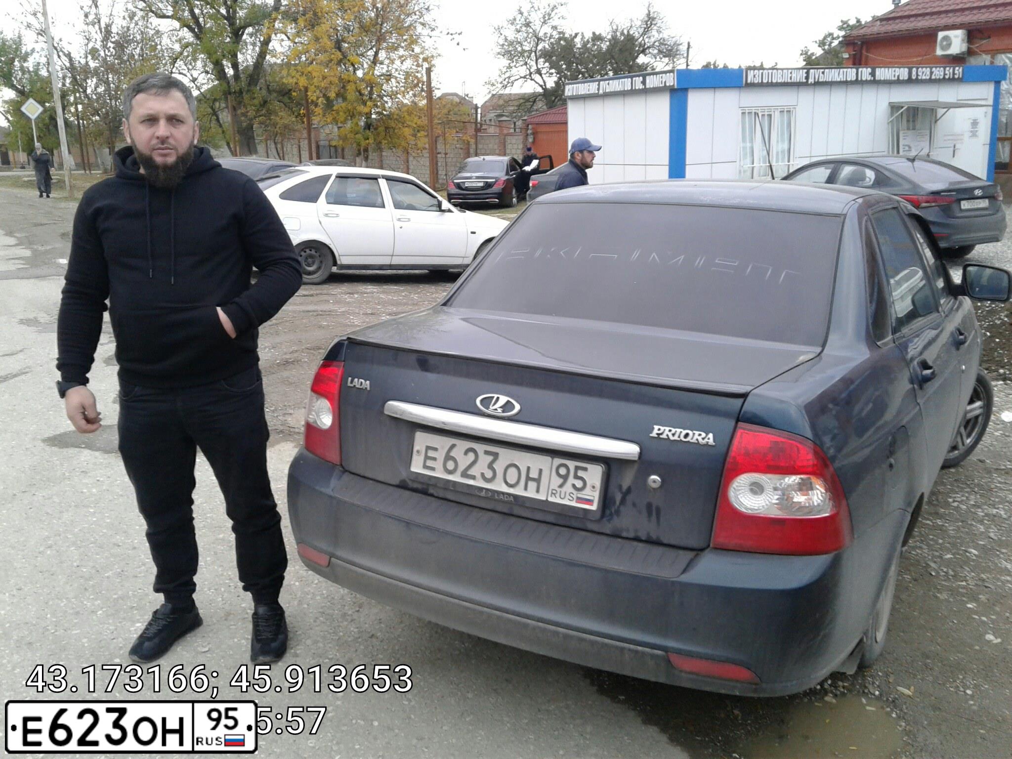 Фото автомобиля LADA 2170 PRIORA, 2007 — госномер Е623ОН95. Цвет: ТЕМНО- ЗЕЛЕНЫЙ