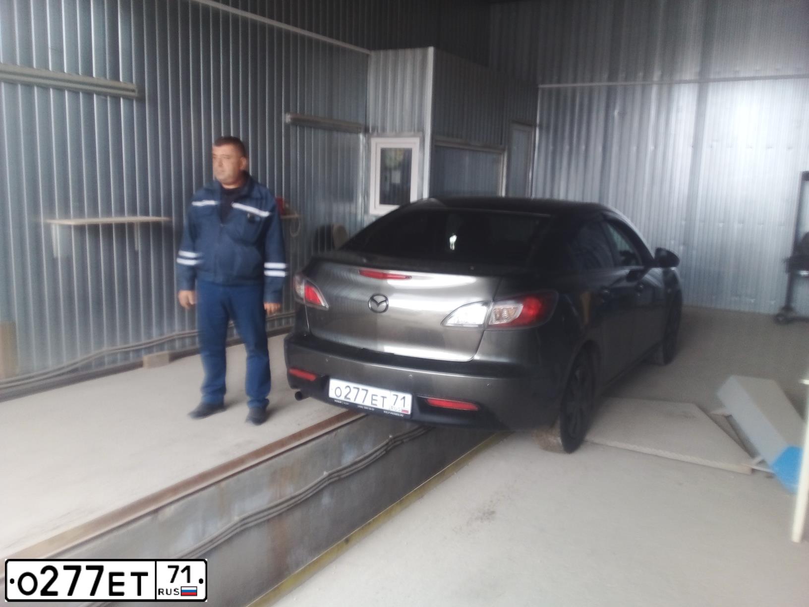 Фото автомобиля MAZDA 3, 2011 — госномер О277ЕТ71. Цвет: СЕРЫЙ ТЕМНЫЙ