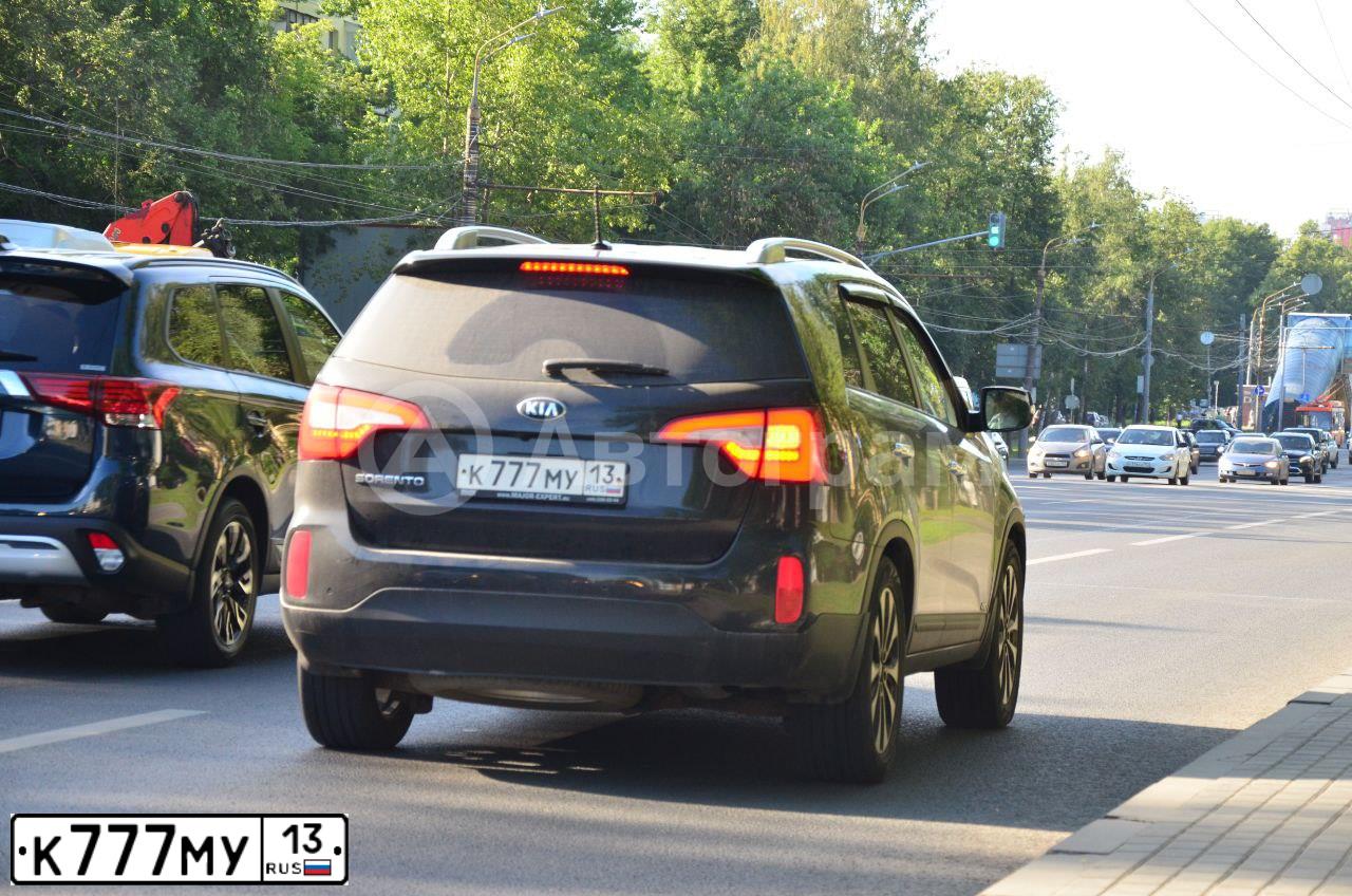 Фото автомобиля TOYOTA COROLLA, 2013 — госномер К381НН13. Цвет: ТЕМНО-СИНИЙ