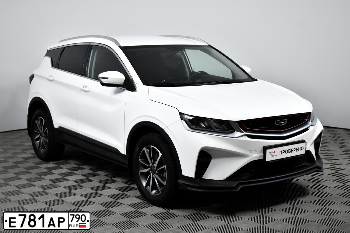 Фото автомобиля GEELY COOLRAY, 2020 — госномер В648ХУ790. Цвет: Белый
