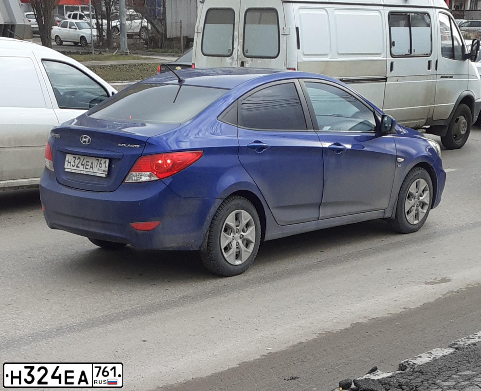 Фото автомобиля HYUNDAI SOLARIS, 2013 — госномер С971ВН180