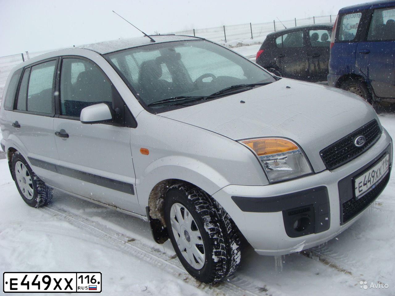 Фото автомобиля UAZ Z 3303, 1997 — госномер Е449ХХ16. Цвет: Белый