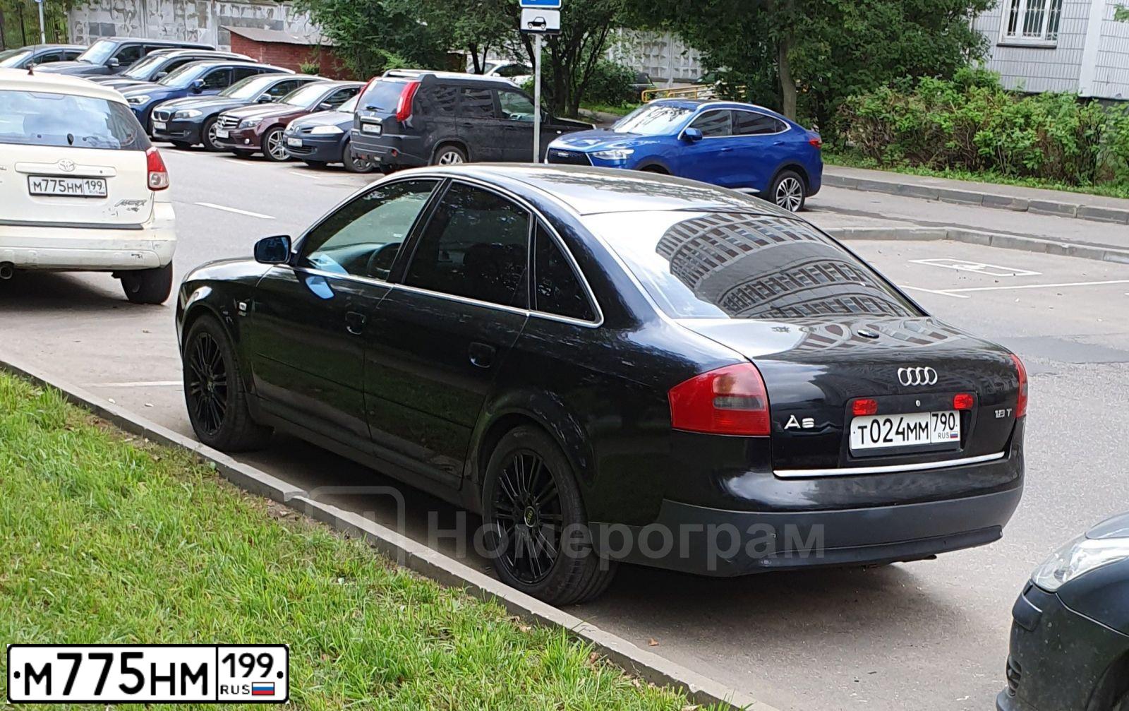 Фото автомобиля TOYOTA MATRIX, 2003 — госномер М775НМ199. Цвет: БЕЛЫЙ