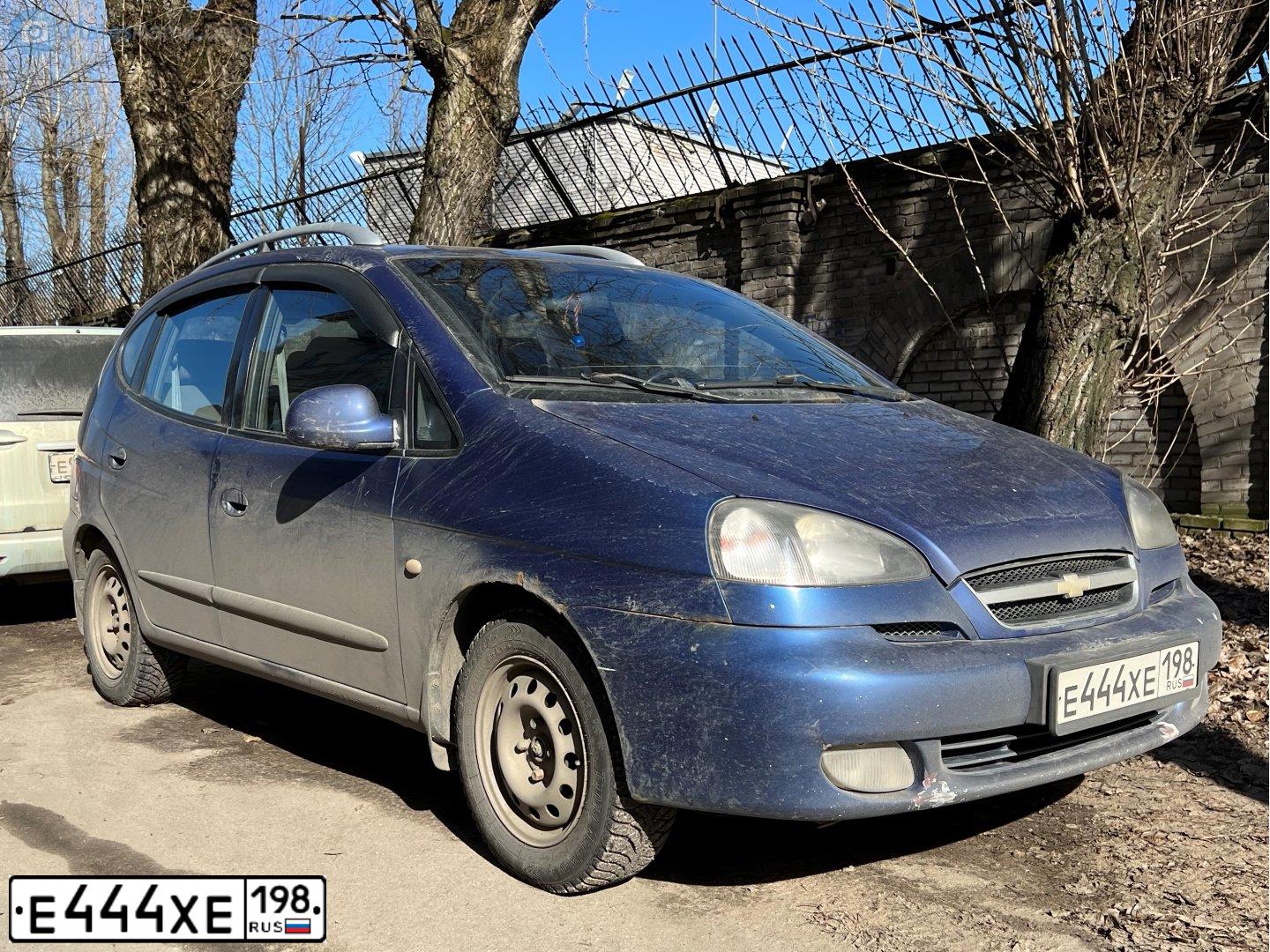 Фото автомобиля CHEVROLET REZZO, 2008 — госномер Е444ХЕ198. Цвет: синий