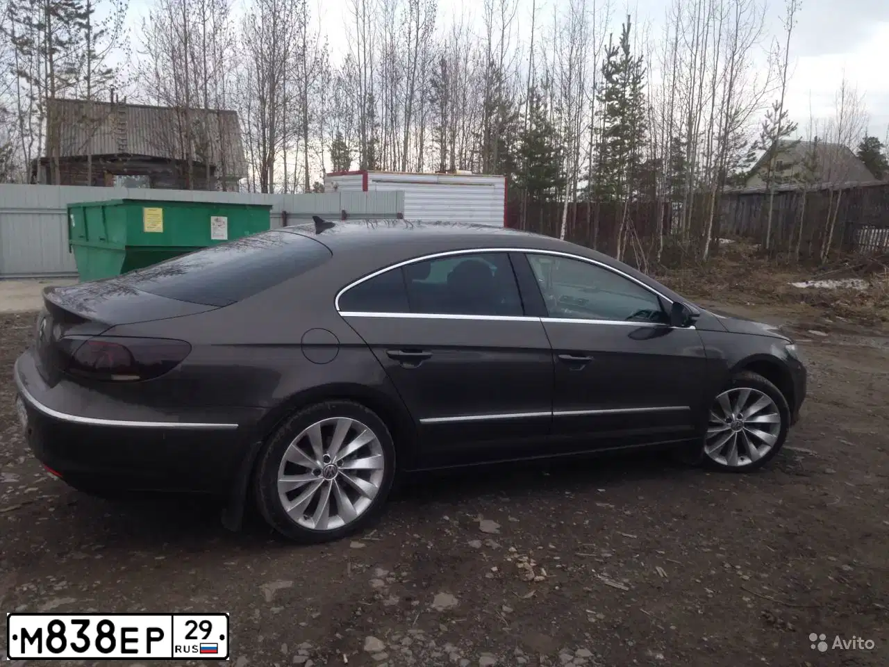 Фото автомобиля VOLKSWAGEN PASSAT CC, 2013 — госномер У320ВТ198. Цвет: Коричневый